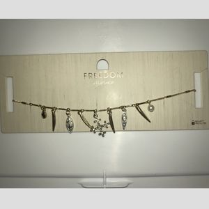 Gold Thin Freedom Choker